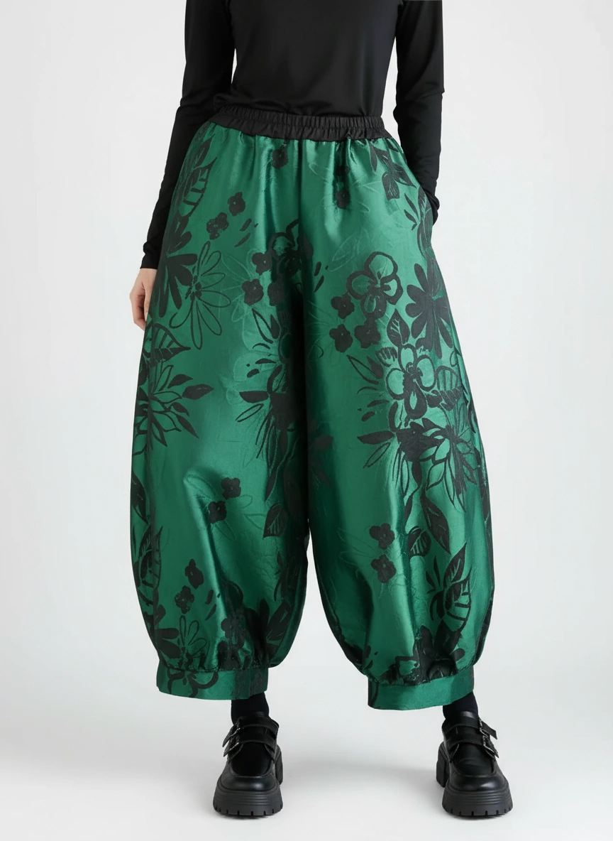 Elegant Floral Lantern Pants in Green with Pocket Detail – Relaxed Fit for Modern Style-SimpleModerne