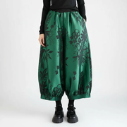 Elegant Floral Lantern Pants in Green with Pocket Detail – Relaxed Fit for Modern Style-SimpleModerne