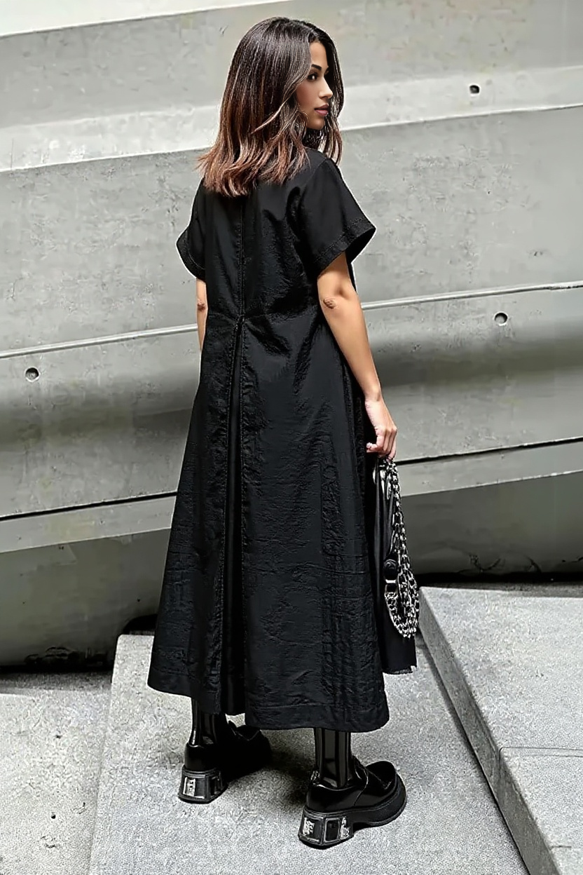 Wide-Leg Black Jumpsuit with Zipper Detail-SimpleModerne