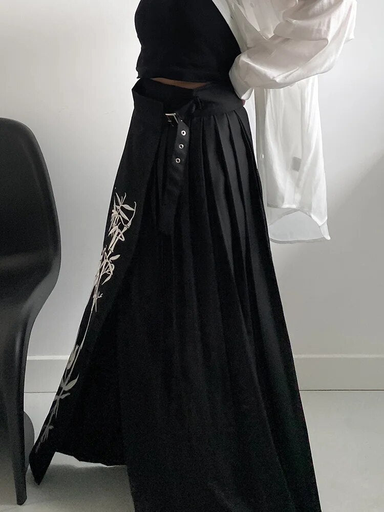 Casual Minimal Goth Embroidery Skirt-SimpleModerne