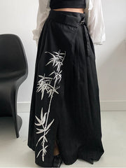 Casual Minimal Goth Embroidery Skirt-SimpleModerne