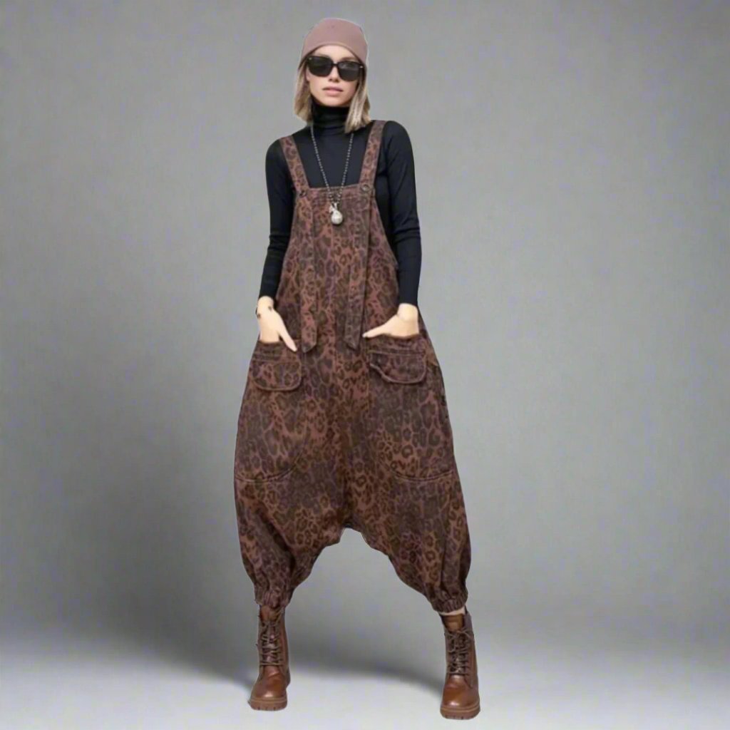 Bold and Elegant Leopard Print Jumpsuit with Relaxed Fit-SimpleModerne