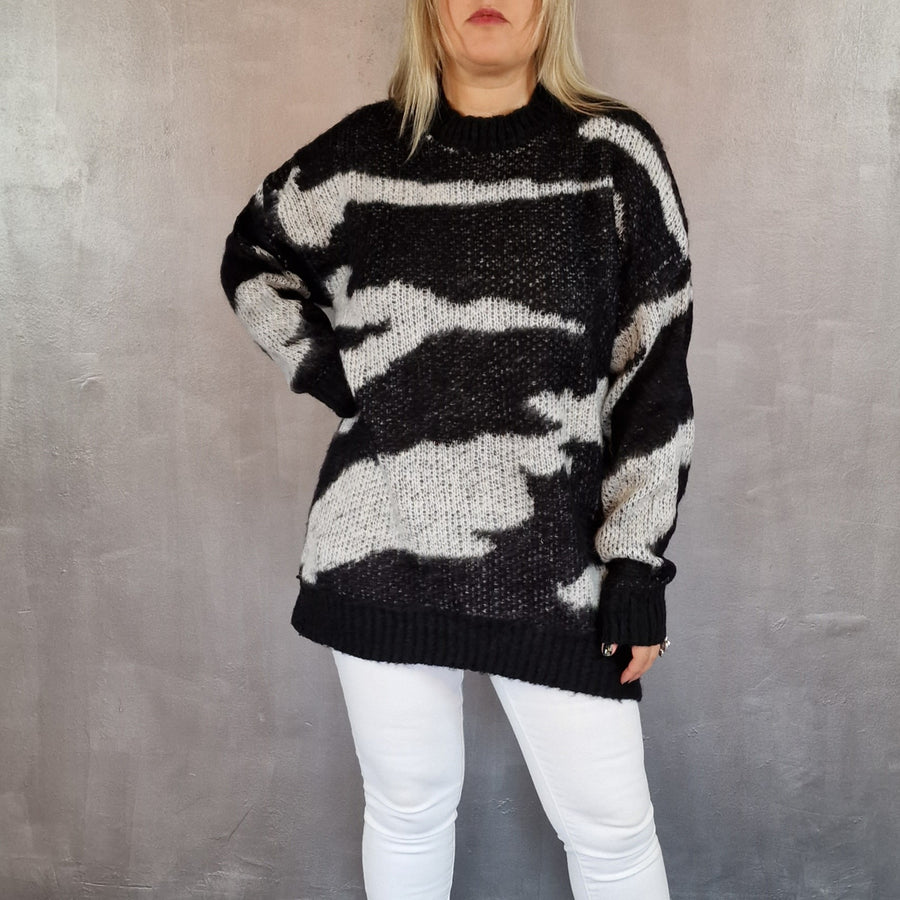 Casual Minimal Goth Oversize Fit Irregular Style Knitwear-SimpleModerne