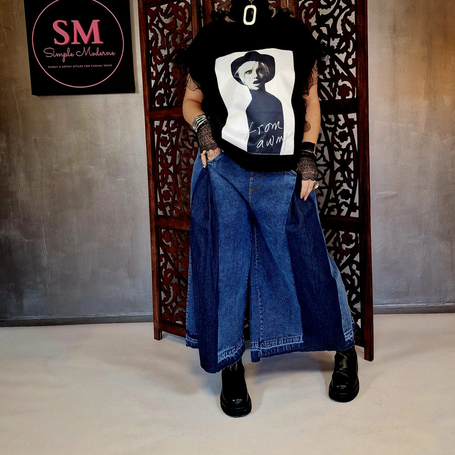 Urshulle Wide Legged Denims-SimpleModerne
