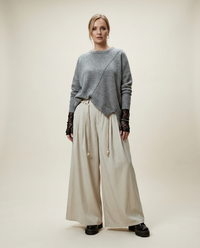 Asymmetrical Hem Oversized Knit Sweater – Gray | Casual Minimal Goth-SimpleModerne