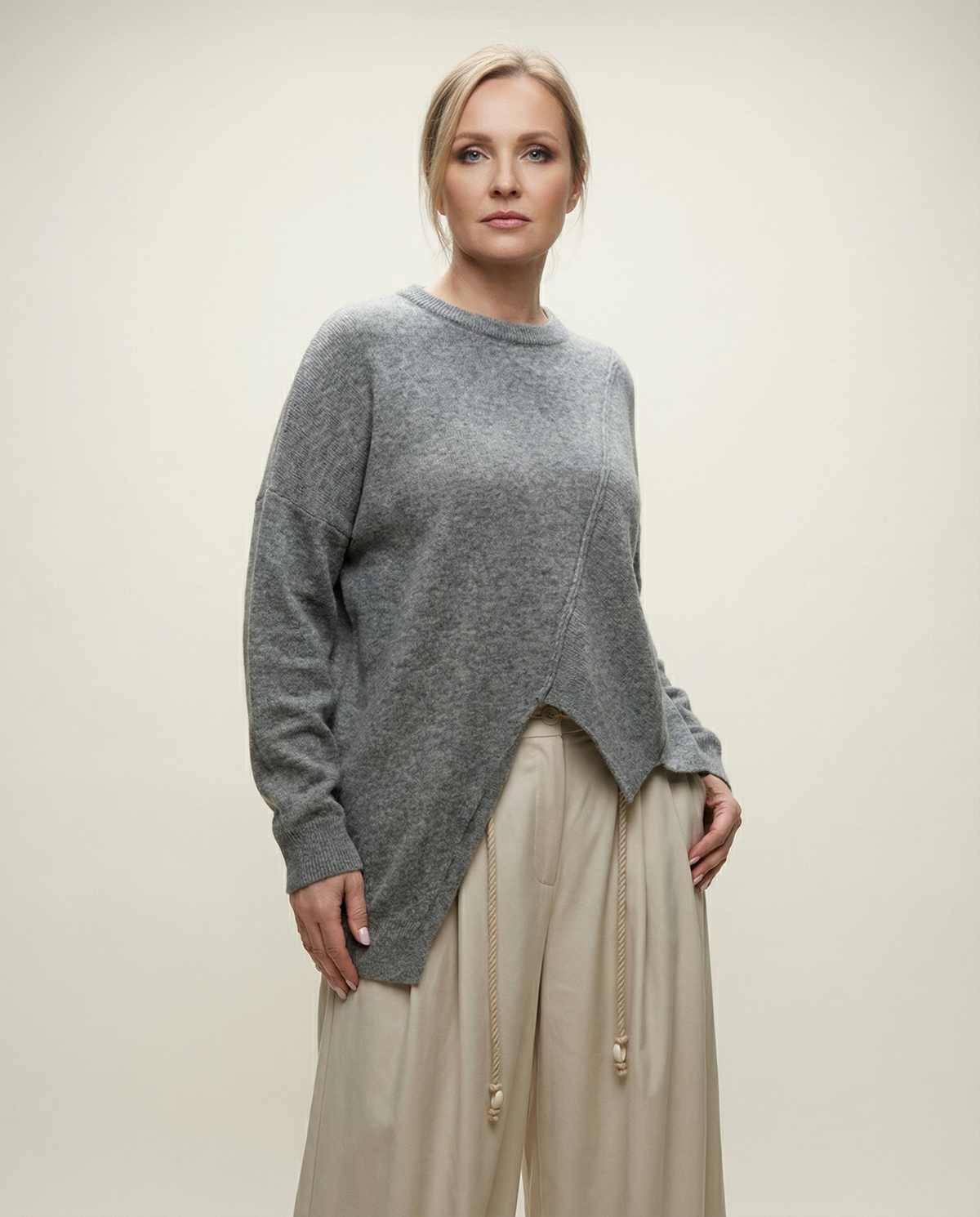 Asymmetrical Hem Oversized Knit Sweater – Gray | Casual Minimal Goth-SimpleModerne