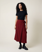 Asymmetrical Overlay Pleated Trousers – Red-SimpleModerne