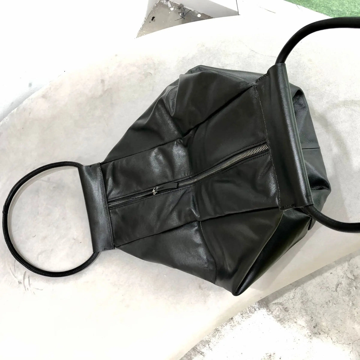 Oversized Genuine Leather Tote Bag – Funky Zip Detail & Round Handles-SimpleModerne
