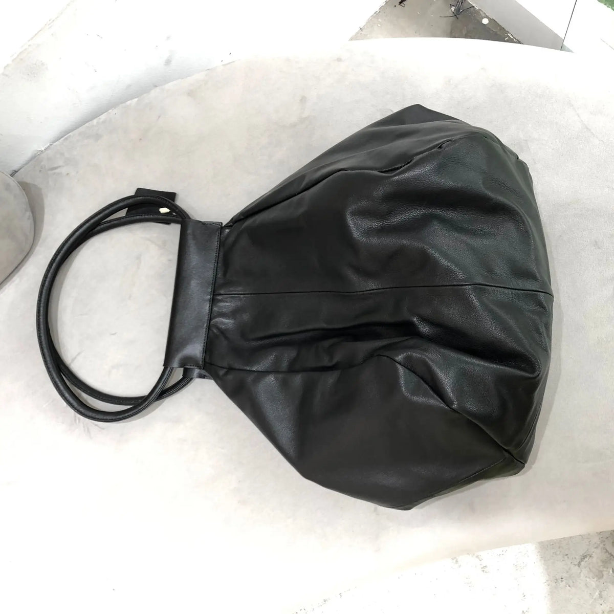 Oversized Genuine Leather Tote Bag – Funky Zip Detail & Round Handles-SimpleModerne