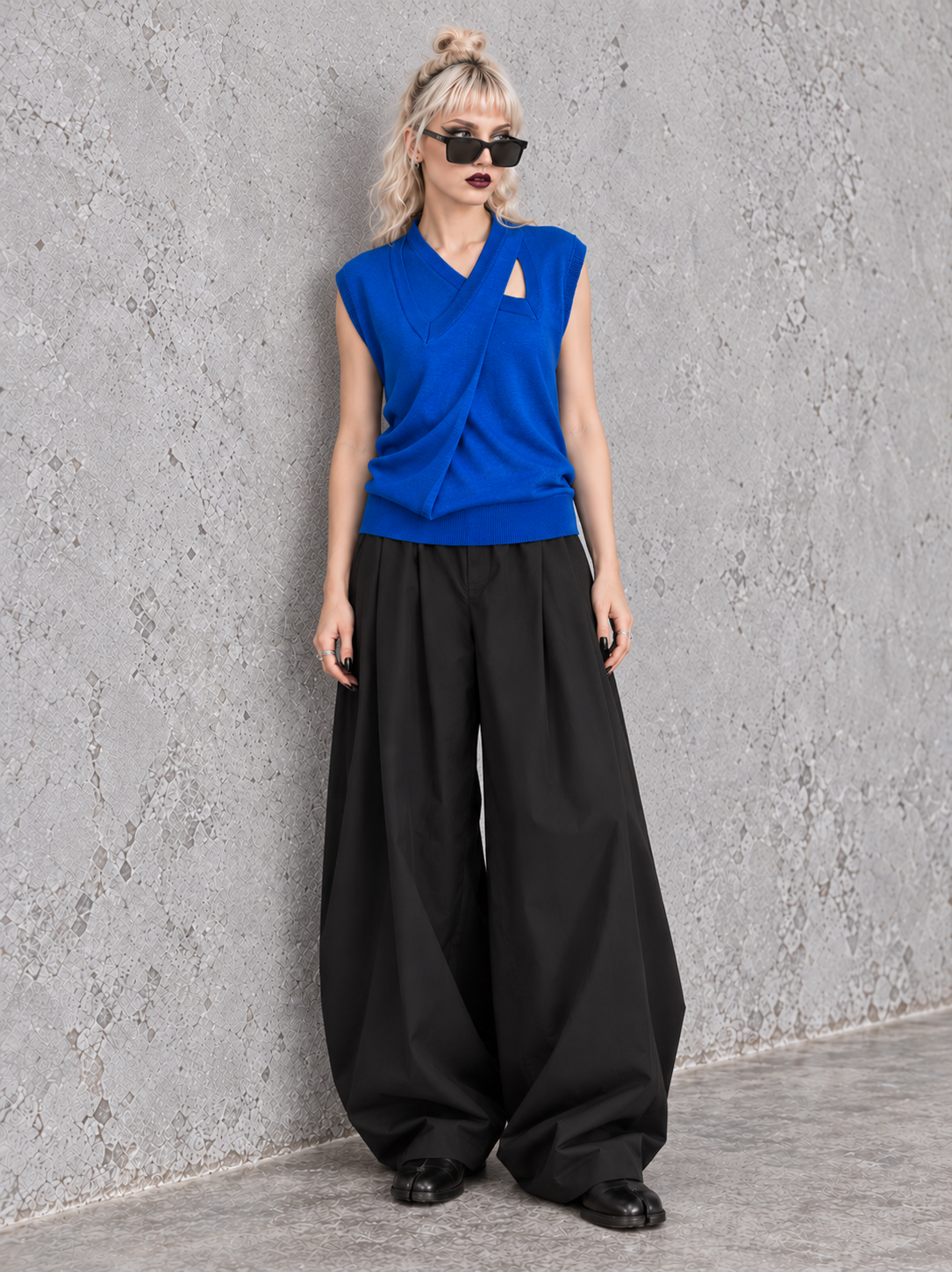 Cobalt Blue Double V-Neck Knitted Top-SimpleModerne