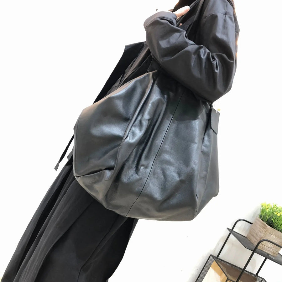 Oversized Genuine Leather Tote Bag – Funky Zip Detail & Round Handles
