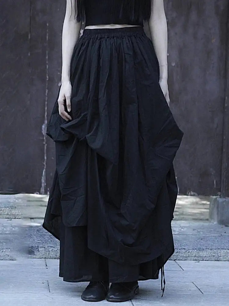 Layered Gothic Skirt – Black / White-SimpleModerne