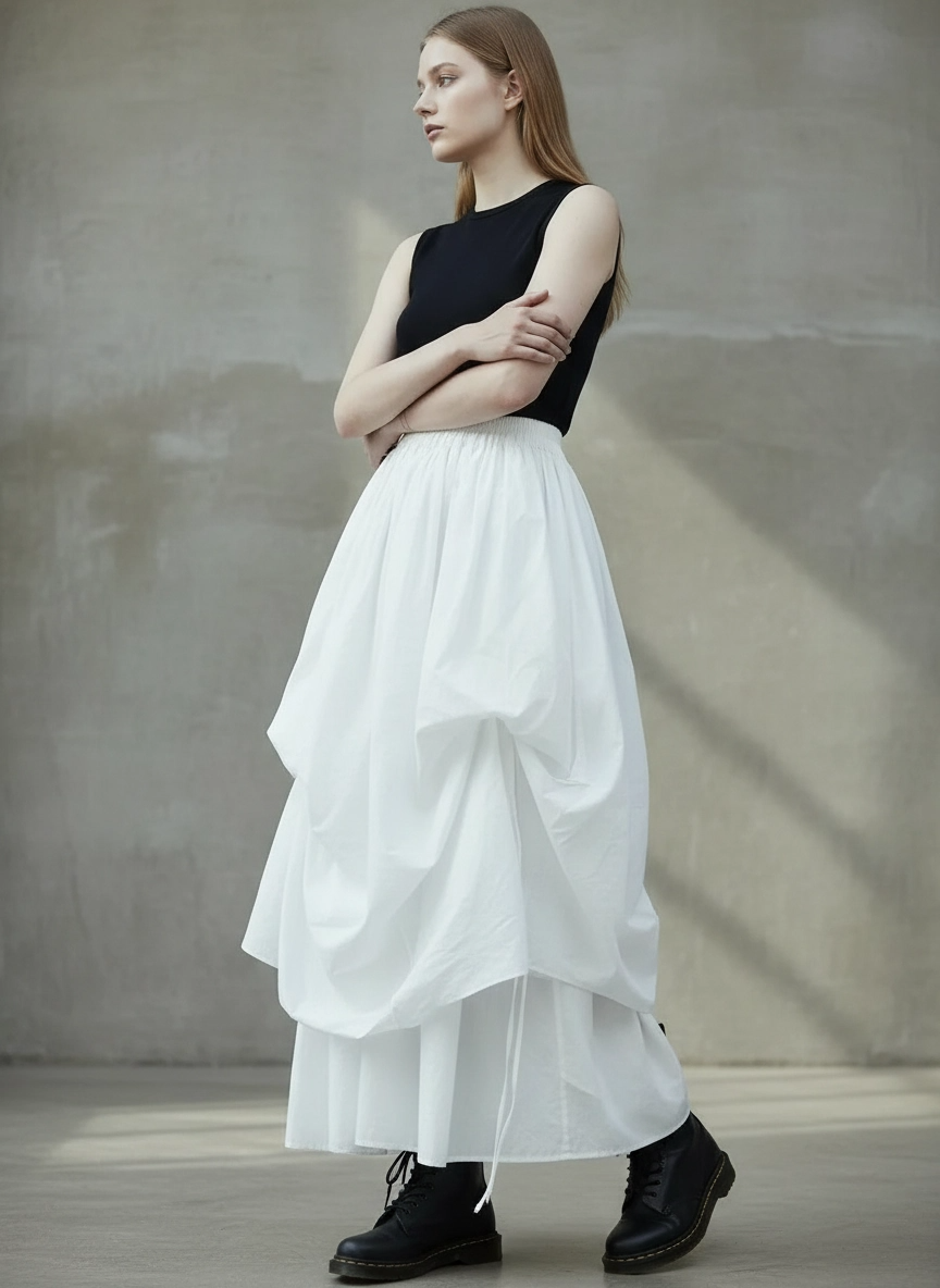 Layered Gothic Skirt – Black / White-SimpleModerne