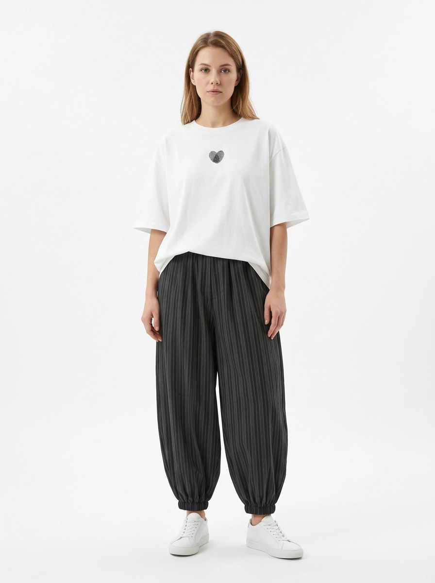Minimal Heart Cotton T-Shirt-SimpleModerne