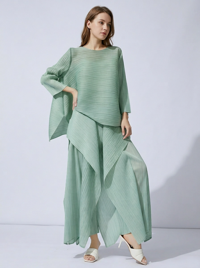 Mint Draped Pleated Capri Trousers-SimpleModerne