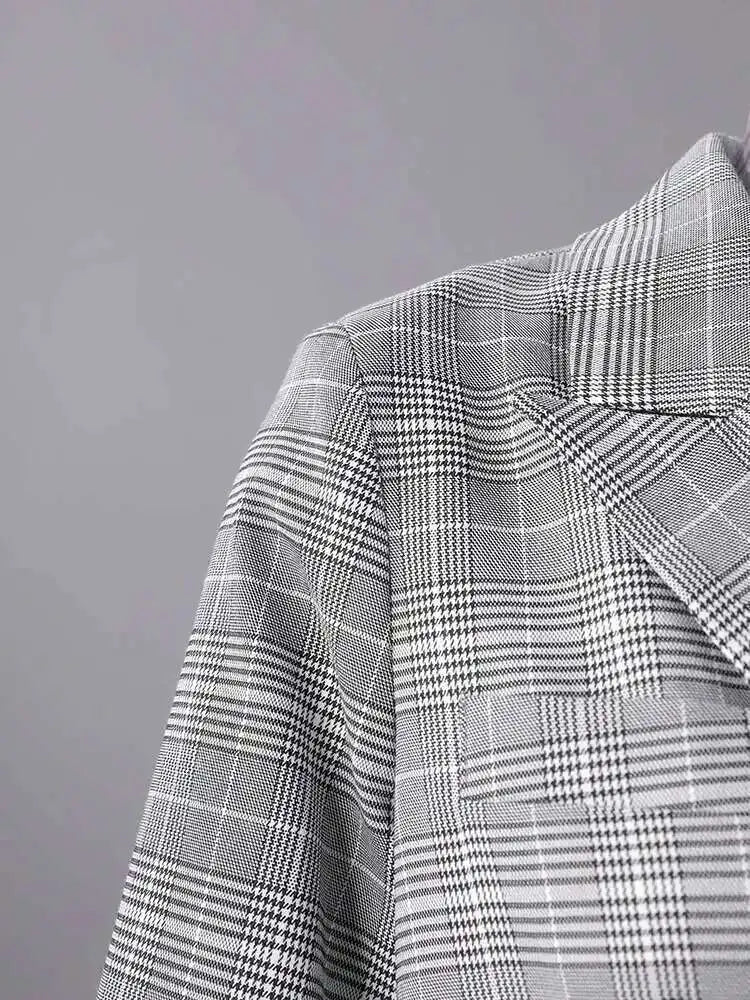 Miss Office Punk – Pleated Back Blazer-SimpleModerne