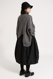 Asymmetrical Hem Oversized Knit Sweater – Gray | Casual Minimal Goth-SimpleModerne