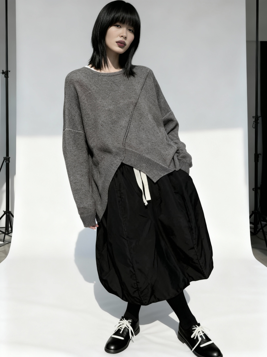 Asymmetrical Hem Oversized Knit Sweater – Gray | Casual Minimal Goth-SimpleModerne