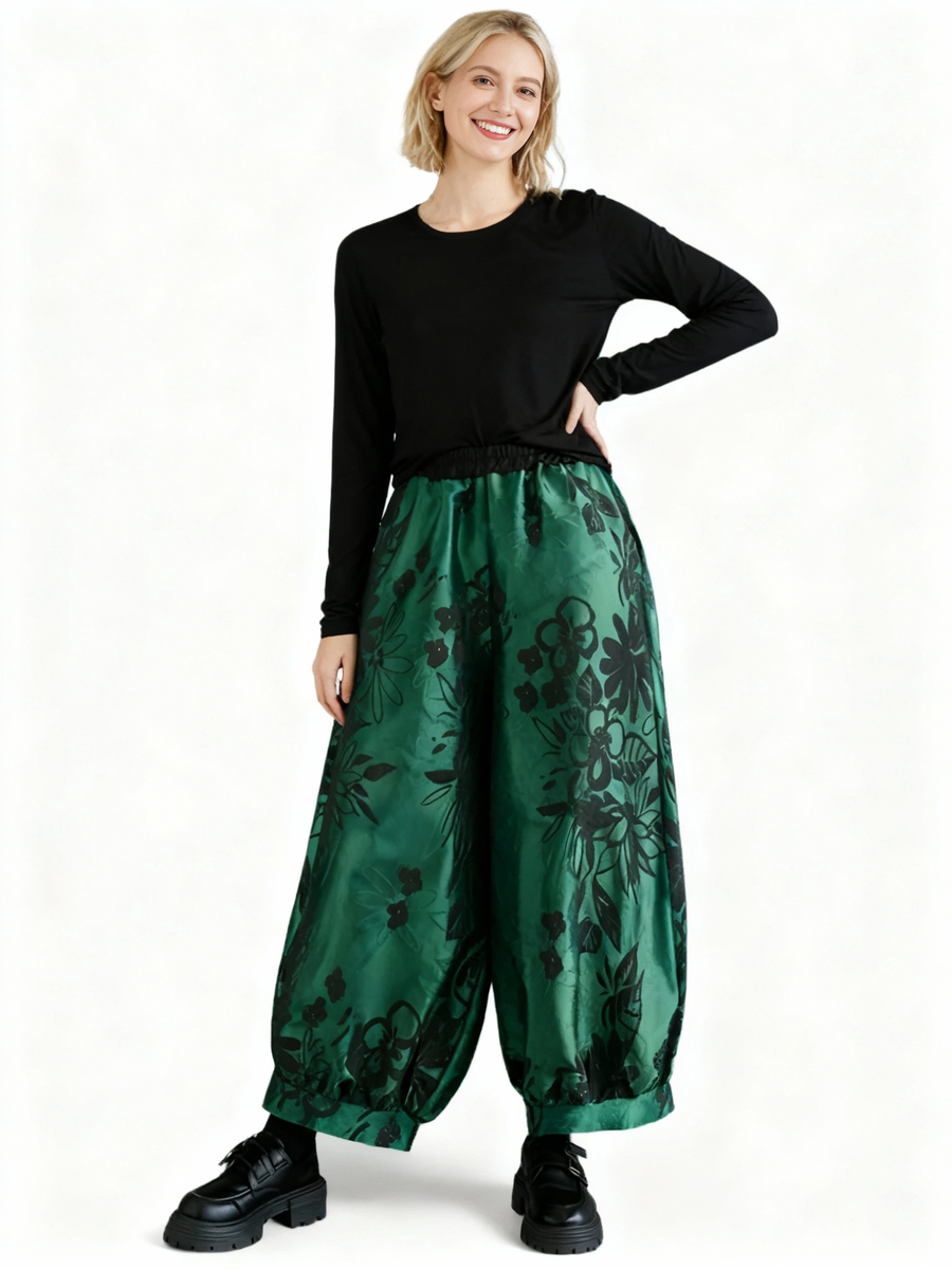 Elegant Floral Lantern Pants in Green with Pocket Detail – Relaxed Fit for Modern Style-SimpleModerne