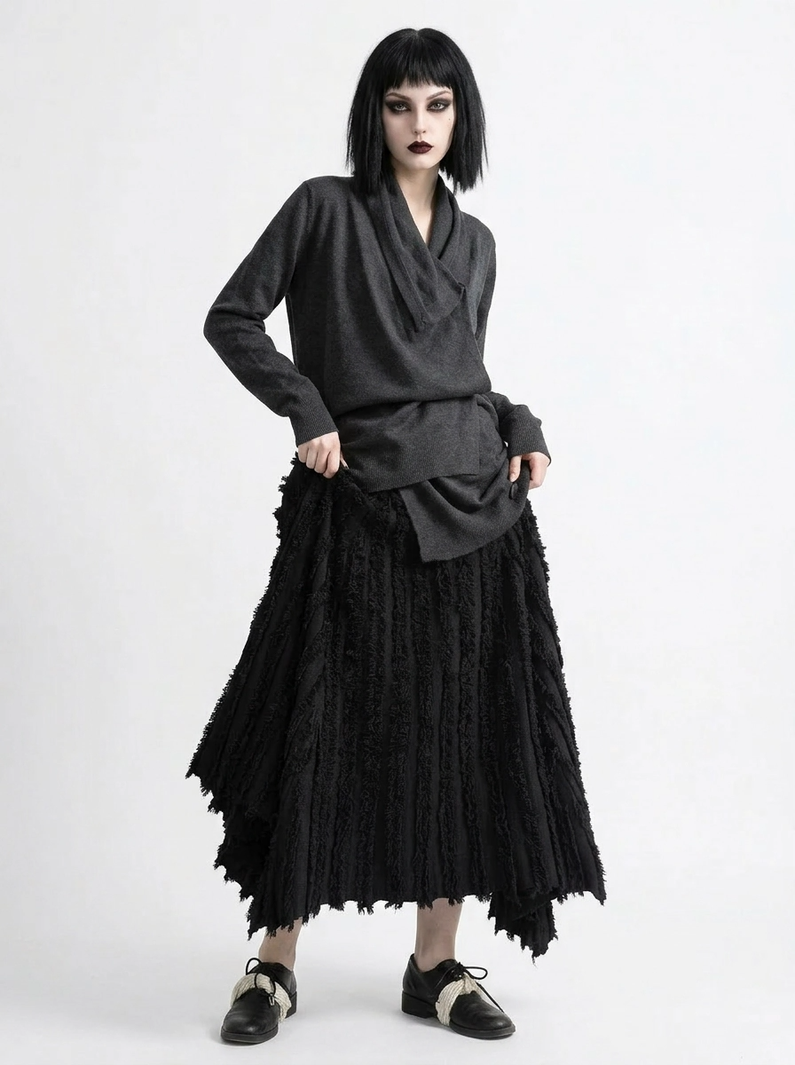 Textured Minimal Goth Skirt – Black-SimpleModerne