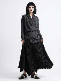 Textured Minimal Goth Skirt – Black-SimpleModerne