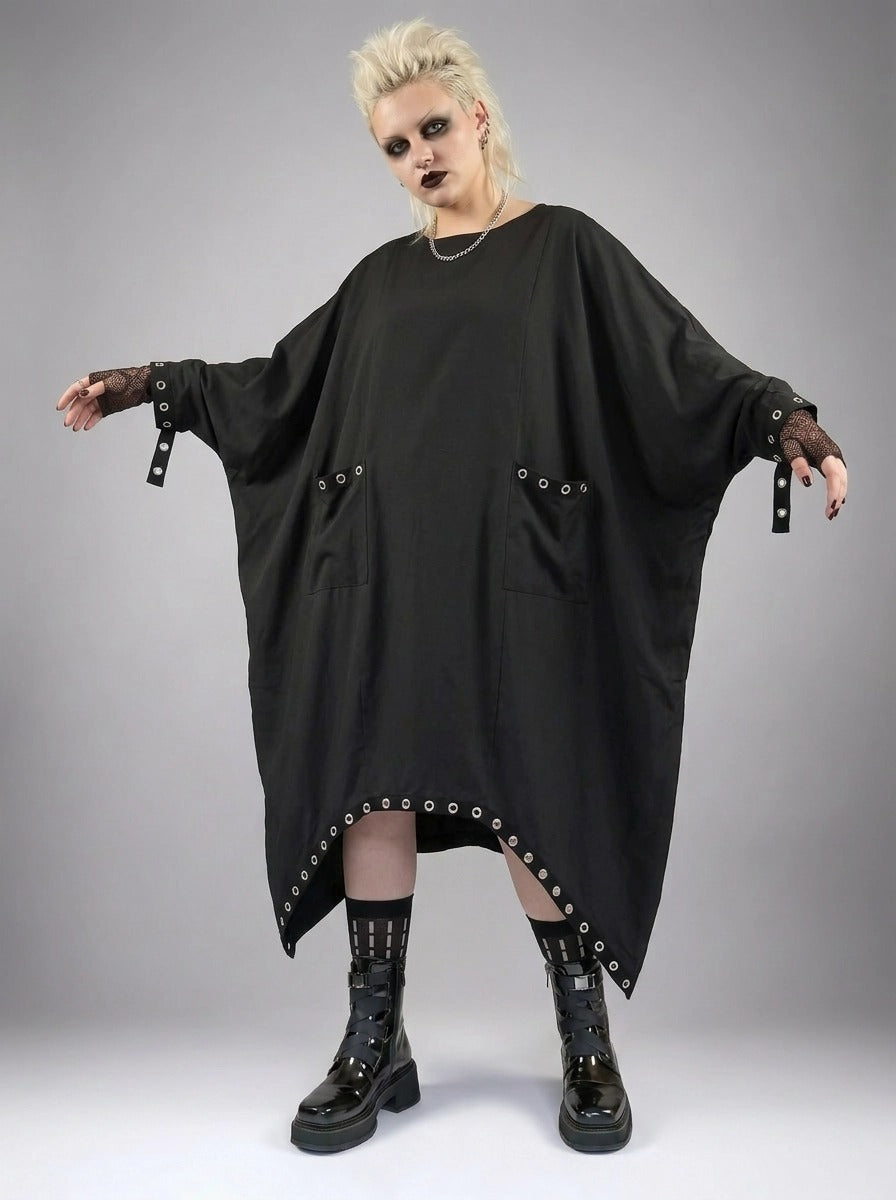 Oversized Rivet-Trim Pullover Dress – Punk-Inspired Cocoon Fit-SimpleModerne