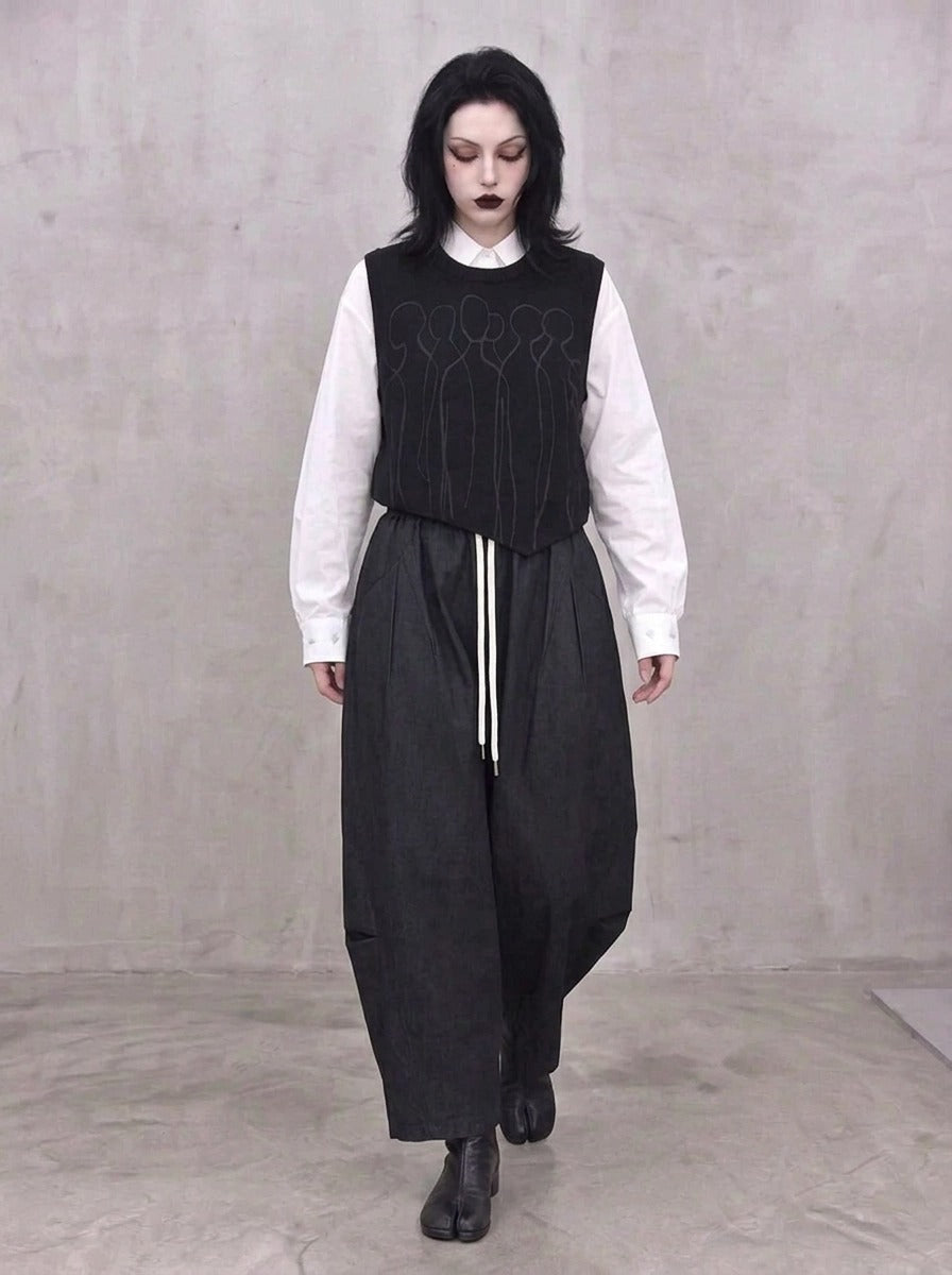 Tonal Figure Knitted Vest – Asymmetric Minimal Goth Sleeveless Knit in Black-SimpleModerne