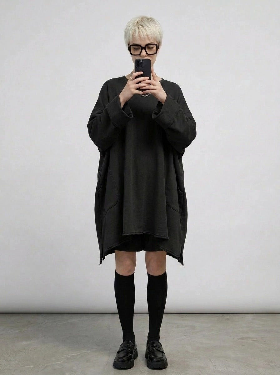Black Raw Edge Oversized Sweatshirt