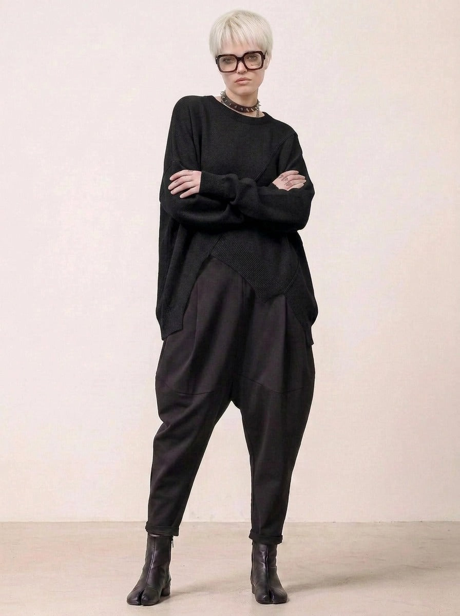 Black pullover