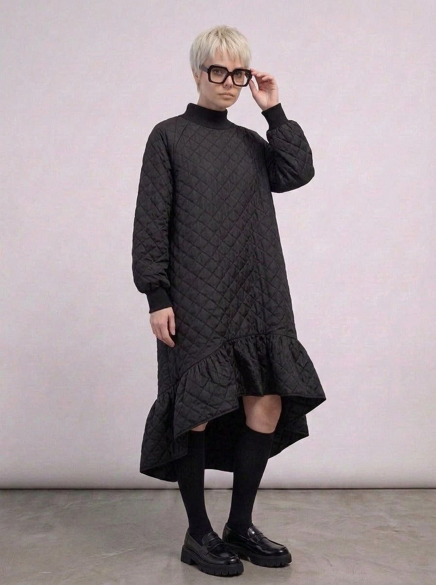 Quilted Winter Dress with Turtleneck and Knitted Cuffs - Warm and Stylish Mid-Calf Design-SimpleModerne