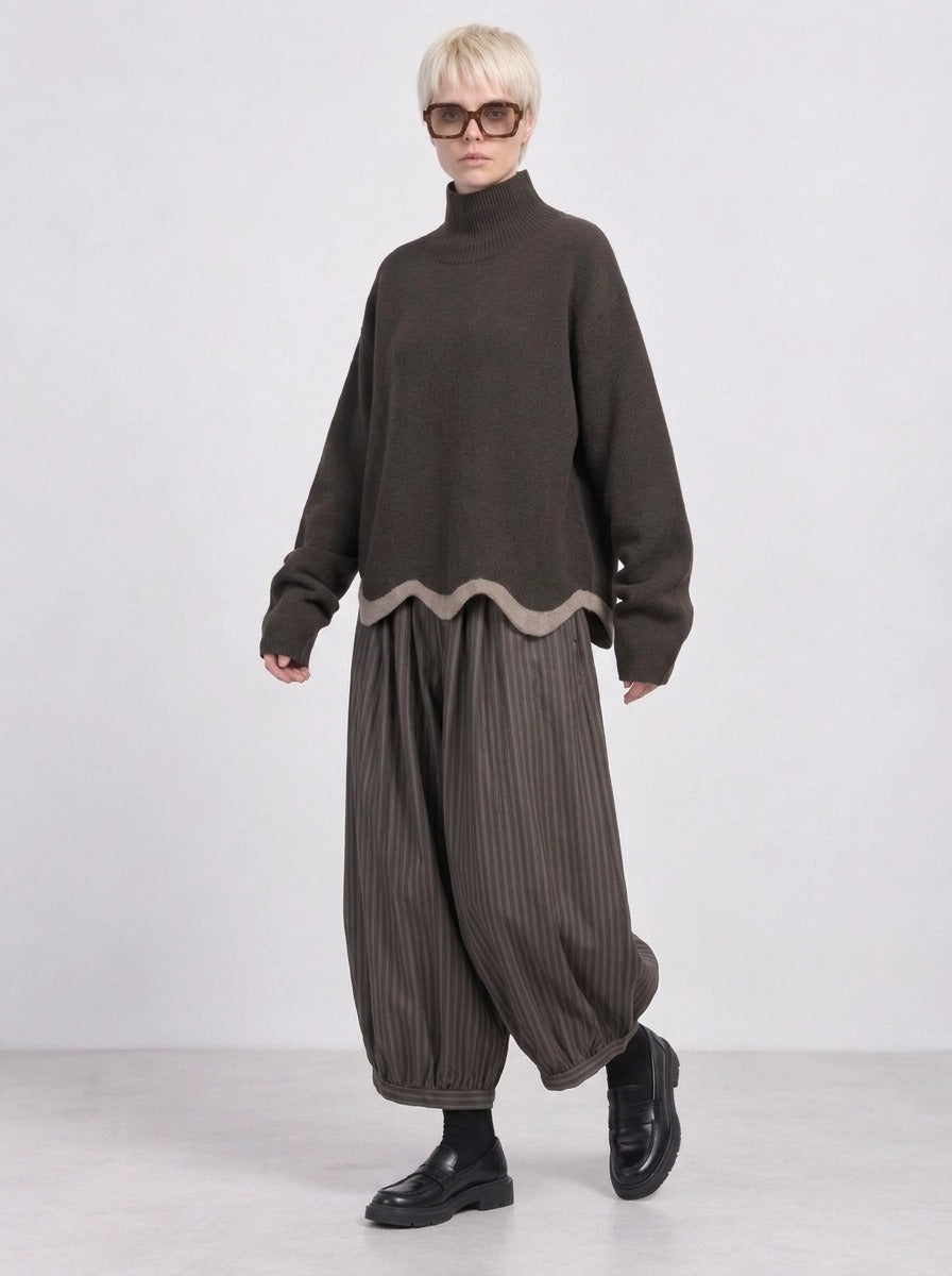Limited Edition Dark Green Wave Hem Turtleneck Pullover