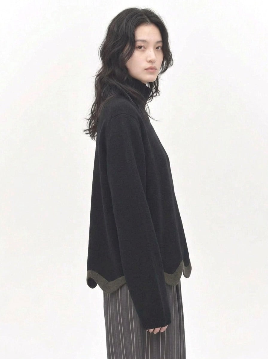 Black Wave Hem Turtleneck Pullover
