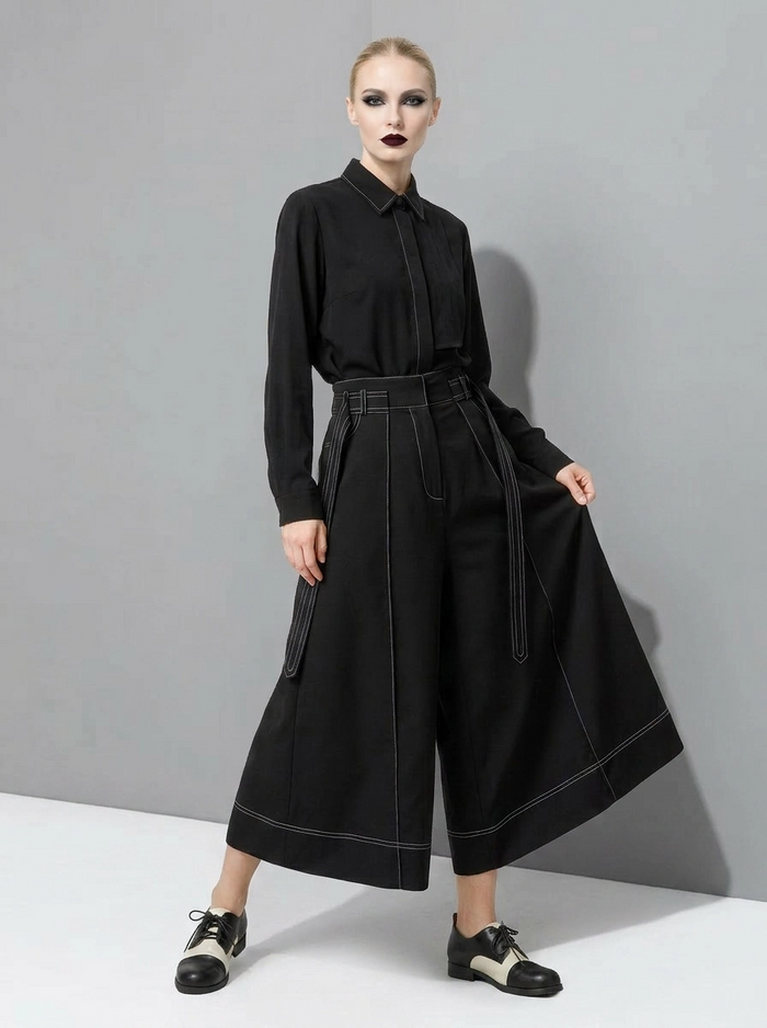 Wide-Leg Capri Culottes with Belt Detail-SimpleModerne