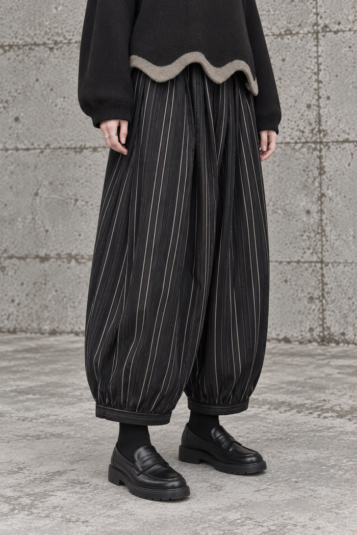 Black Striped Balloon Trousers