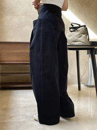 Pleated Wide-Leg Trousers – Casual Minimal Goth-SimpleModerne