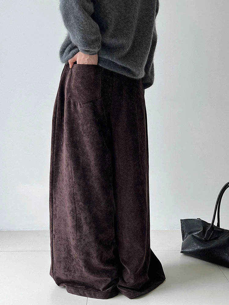 High-Waist Velvet Wide-Leg Trousers – Black / Coffee