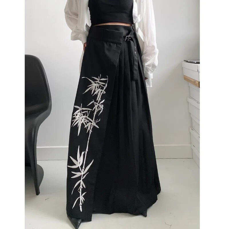 Casual Minimal Goth Embroidery Skirt-SimpleModerne