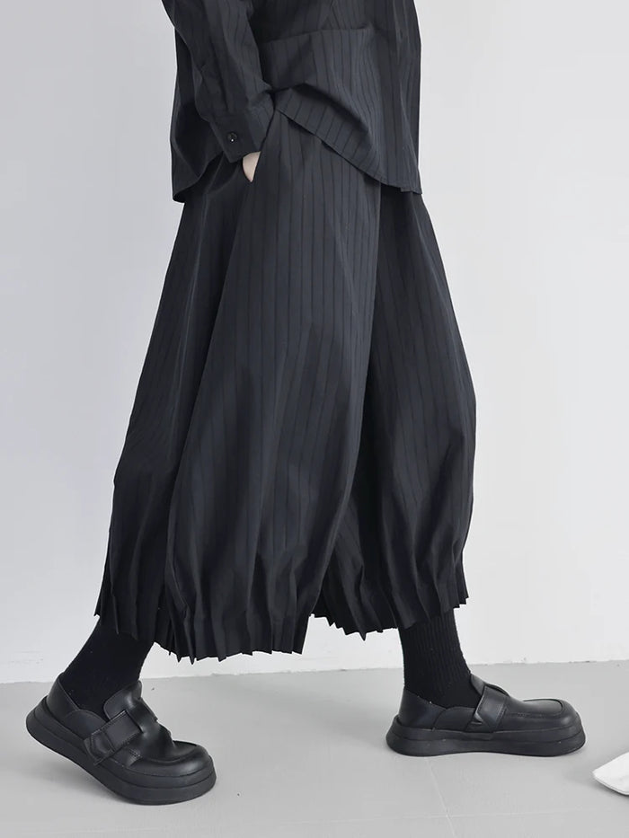 Pleated Balloon Trousers – Minimal Goth Black