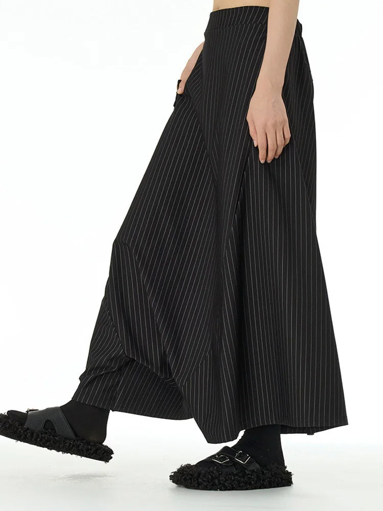 Deep Harem Capri Trousers – Pinstripe-SimpleModerne