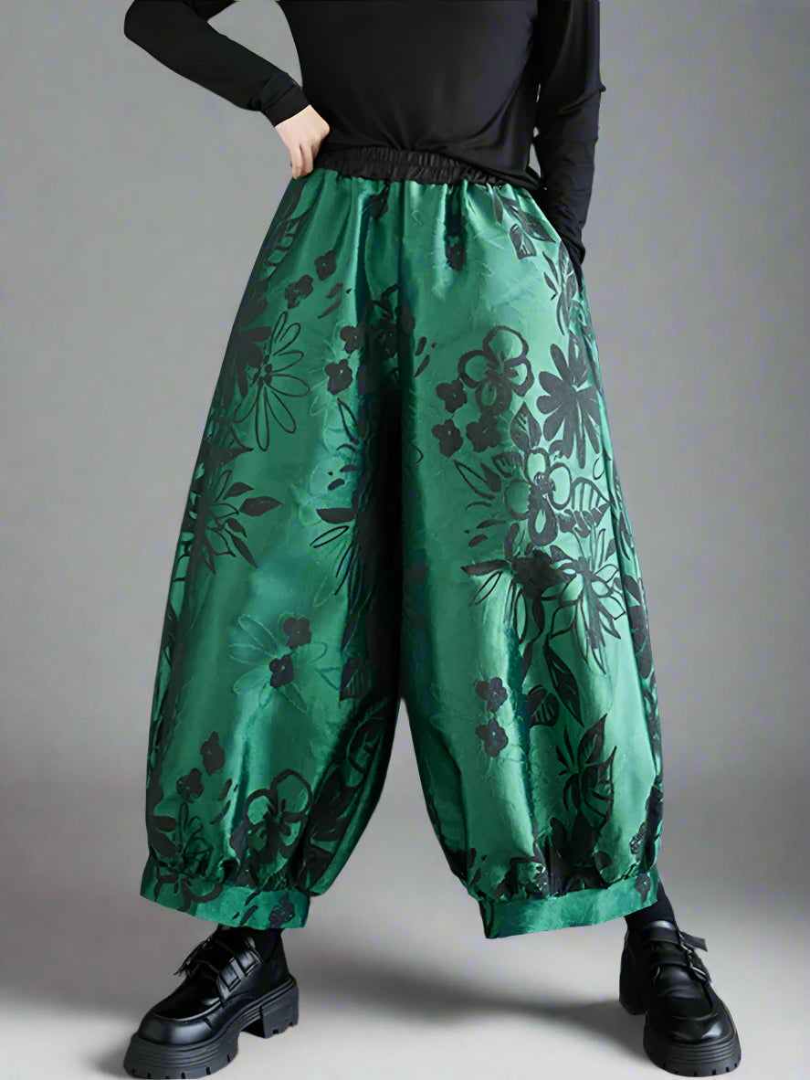 Elegant Floral Lantern Pants in Green with Pocket Detail – Relaxed Fit for Modern Style-SimpleModerne