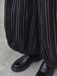 Black Striped-SimpleModerne