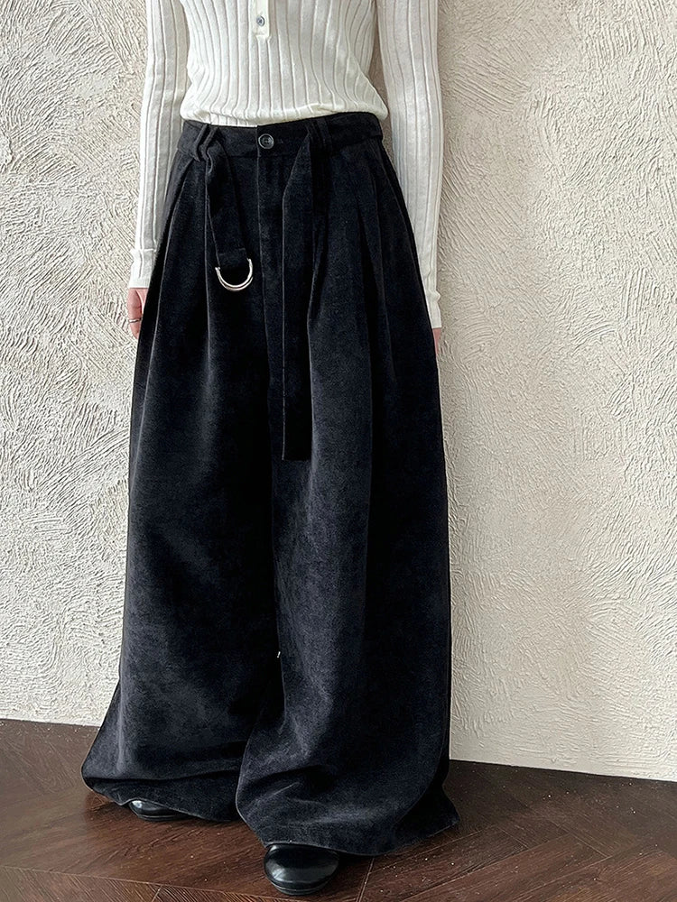 High-Waist Velvet Wide-Leg Trousers – Black / Coffee