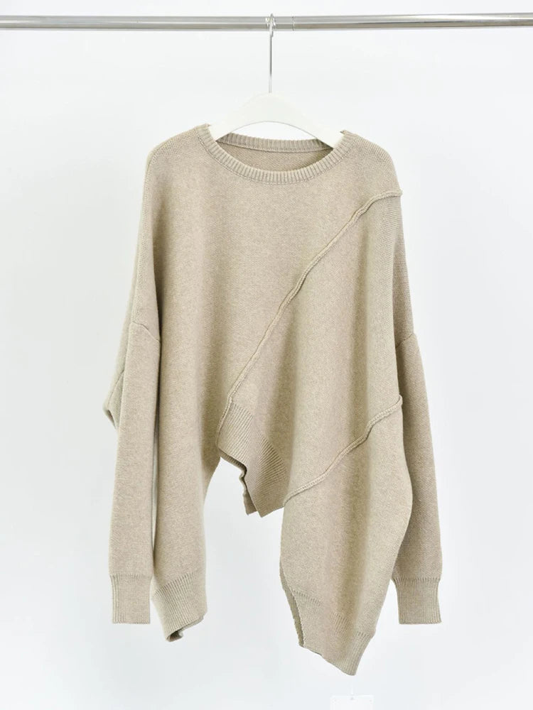 Minimalist Asymmetric Hem Pullover with Long Sleeves – Casual Cozy Fit-SimpleModerne