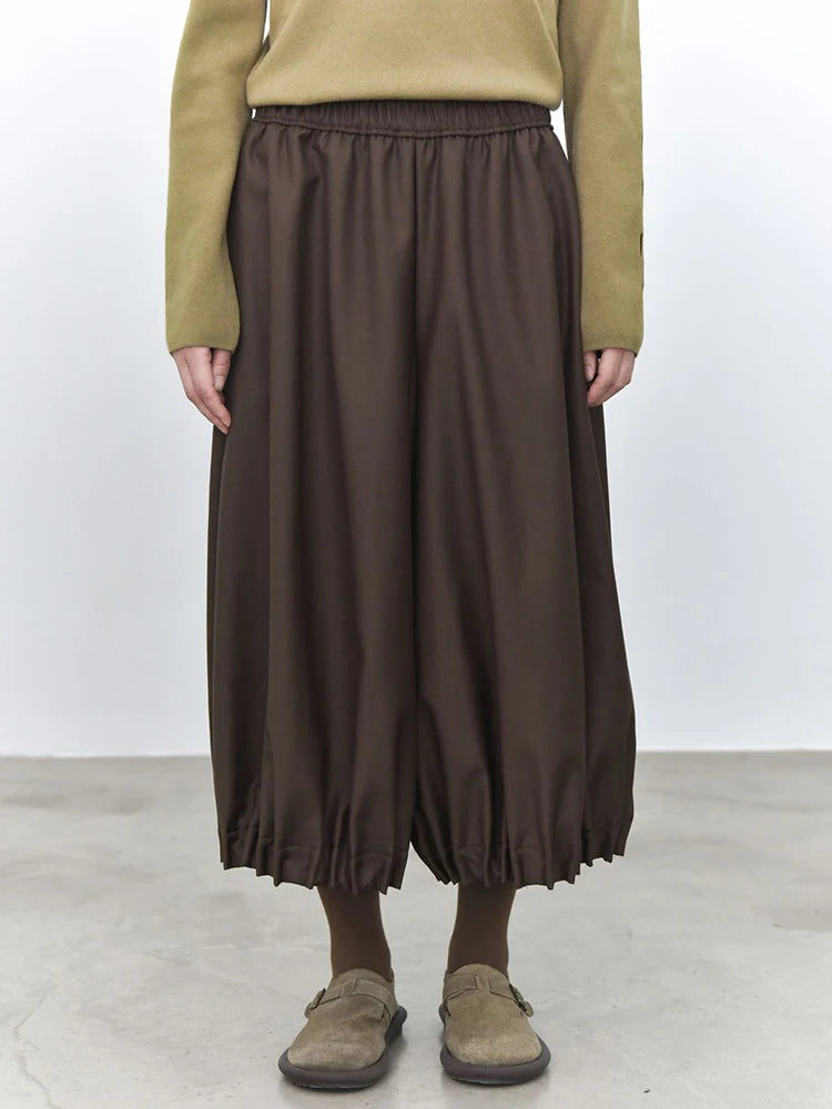 Cocoa Balloon Cropped Trousers – Relaxed Minimalist Volume Pants