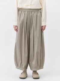 Relaxed Balloon Trousers – Soft Khaki-SimpleModerne