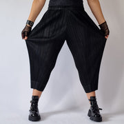 Simple Moderne Pleated Capri Trousers-SimpleModerne