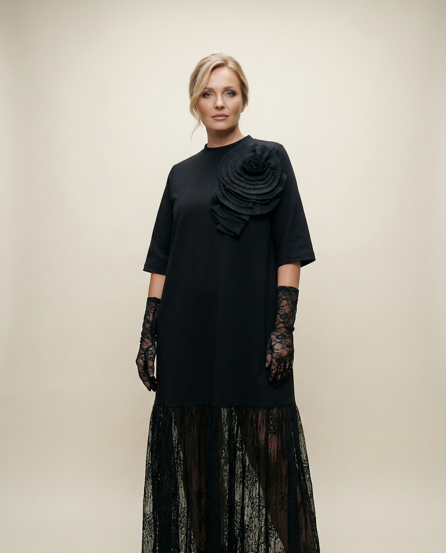 Oversized 3D Flower Pullover Dress with Lace Hem-SimpleModerne