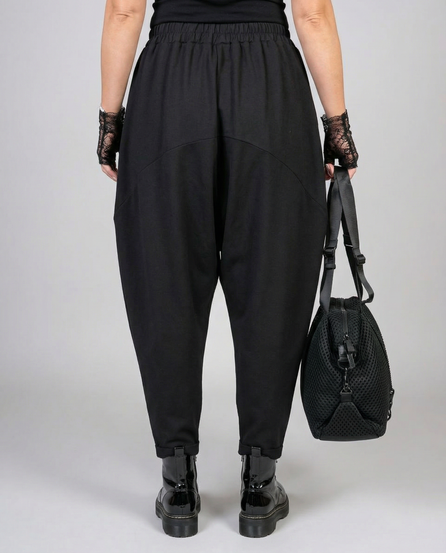 Street Style Black Harem Trousers with Relaxed Fit and Modern Edge
