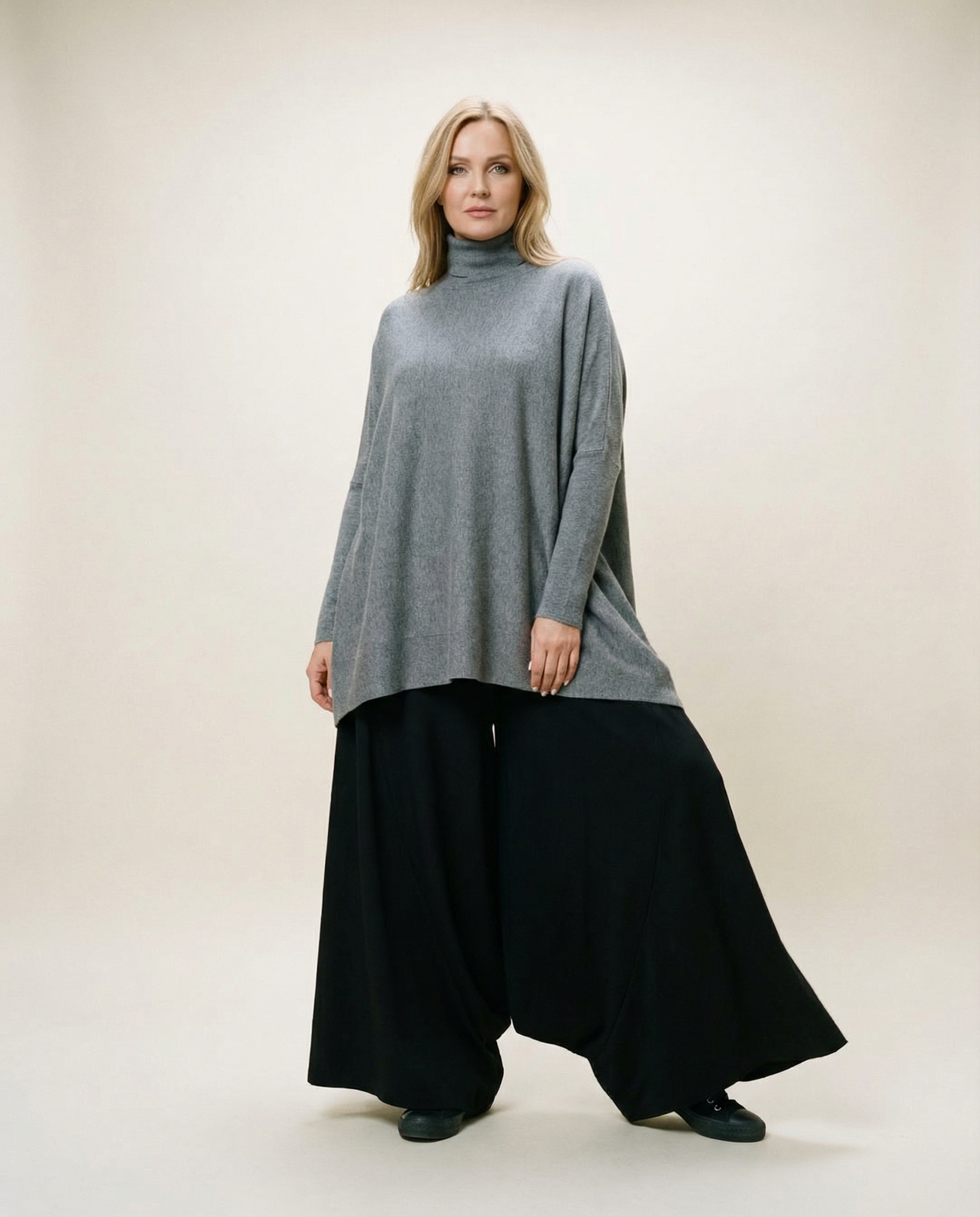 Basic Oversize Fit Gray Pullover for Office-SimpleModerne
