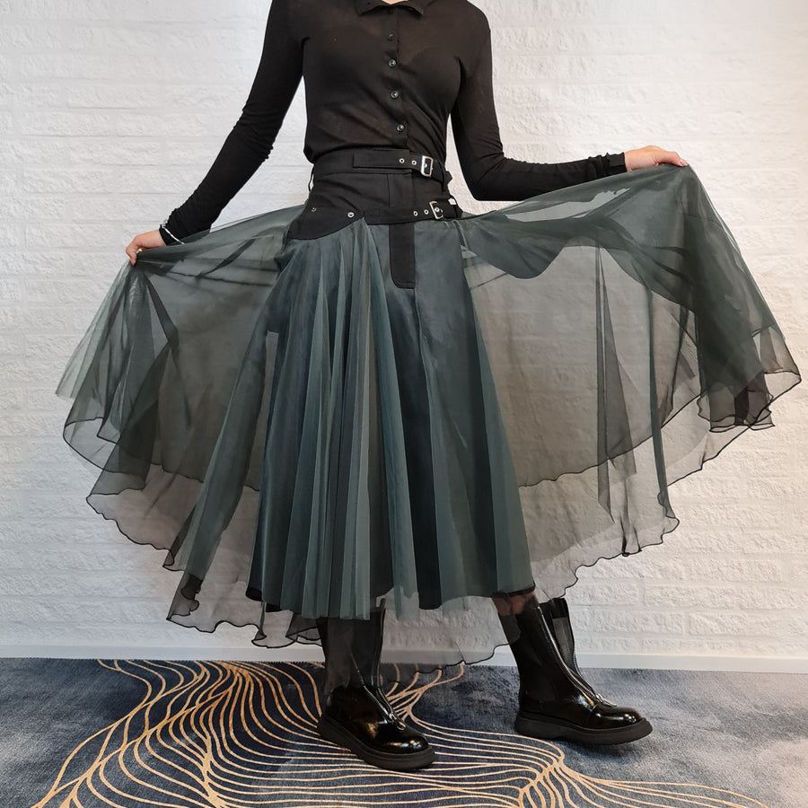 Casual Minimal Goth Rukas Layered Tulle Skirt-SimpleModerne